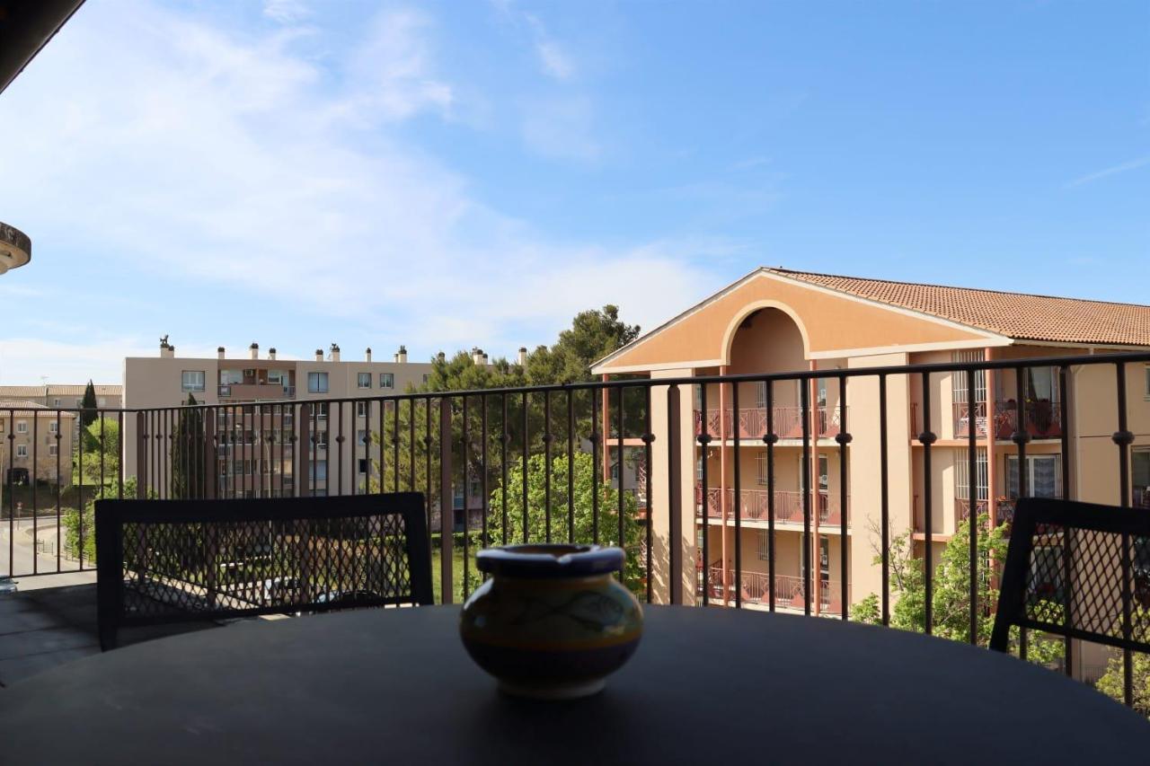 Uzes Centre La Terrasse Des Capucines Avec Garage Privee Appartement Buitenkant foto